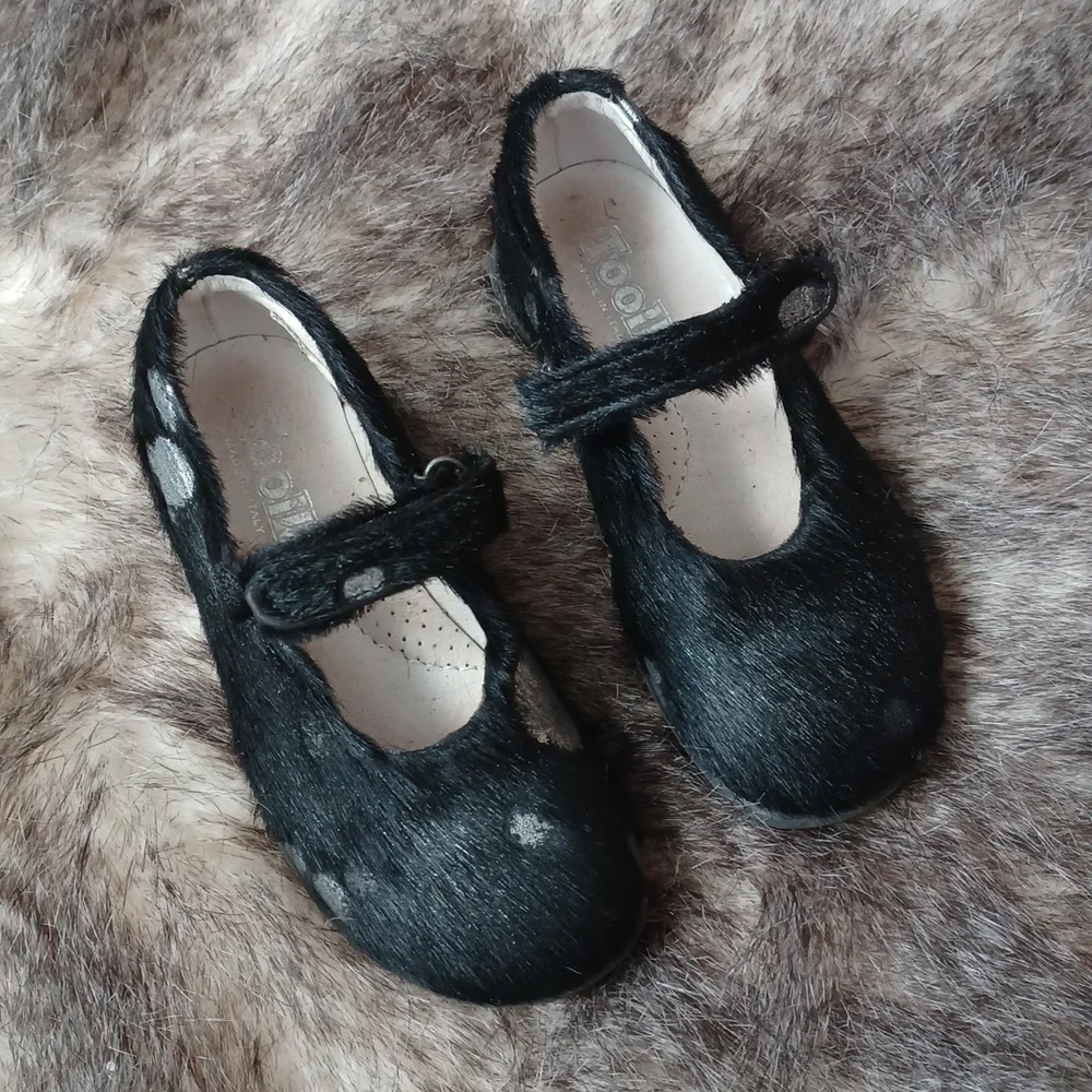 Kids real fur dress shoes